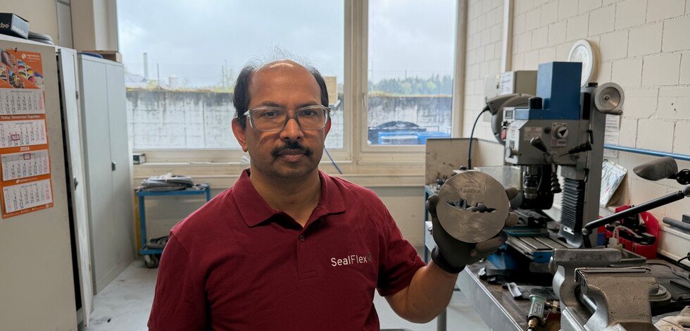 Den Artikel lesen: Biju Punnilathil – Der Werkzeugmacher mit Präzision